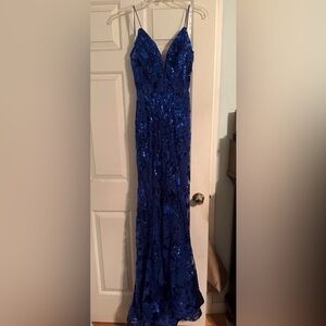 Elegant Blue Evening Gown